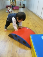 利用大積木玩遊戲