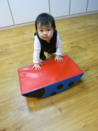 利用大積木玩遊戲