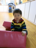 利用大積木玩遊戲