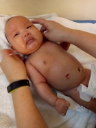 寶寶的嬰兒按摩