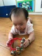 這是什麼東西呢？寶寶來捏捏看、揉揉看，感覺一下哦！