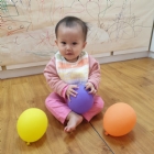 10812好多繽紛色彩的氣球哦!