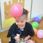 10812好多繽紛色彩的氣球哦!