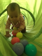 我最喜歡玩鑽籠哦!