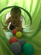 我最喜歡玩鑽籠哦!