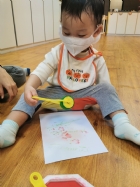 10910荳芽寶寶的滾輪畫創作