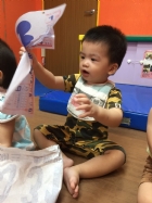 10910 寶寶撕紙遊戲