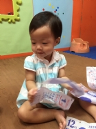 10910 寶寶撕紙遊戲