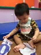 10910 寶寶撕紙遊戲