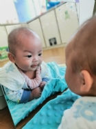 10901寶寶看一看，鏡子裡的自己