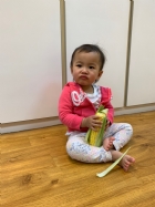 寶寶都有吃過玉米醬吧？今天老師帶寶寶看看玉米原來的樣子哦！