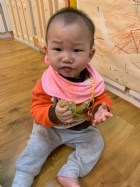 寶寶都有吃過玉米醬吧？今天老師帶寶寶看看玉米原來的樣子哦！