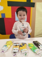 我會自己選禮物～要尊重孩子的選擇權哦！