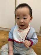 寶寶們一起刷牙,心情輕鬆又自在~寶寶們很棒哦!