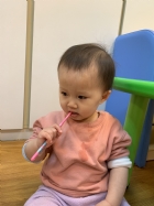 寶寶們一起刷牙,心情輕鬆又自在~寶寶們很棒哦!