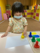 11006蓋印畫～老師的想像力真厲害！