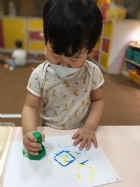 11006蓋印畫～老師的想像力真厲害！