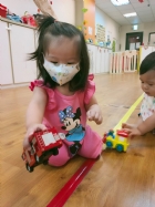 11008滑動小車車