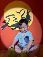 11109抱著柚子來賞月~~