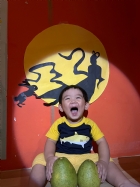 11109抱著柚子來賞月~~