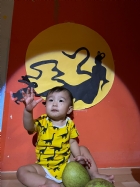 11109抱著柚子來賞月~~