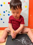 11110可愛的寶寶塗鴨～真的有點看不懂咧～