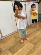 11110寶寶請聽聽我的指令~和老師一起操作!