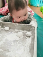 11102看老師怎麼滾元宵~~