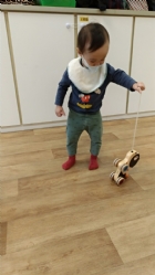 11104來吧來吧～來帶狗狗去散步哦！