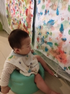 11104仔細欣賞哥哥姐姐們畫的作品～告訴老師看到了什麼？
