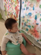 11104仔細欣賞哥哥姐姐們畫的作品～告訴老師看到了什麼？