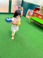 11209寶寶運動會~搬柚子比賽